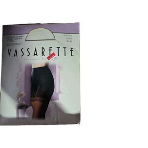 Vassarette Longline Shaper Sheer Leg Size M/L 8140 Ivory Tummy Control Pantyhose